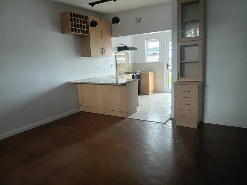 To Let 2 Bedroom Property for Rent in Somerset West Western Cape